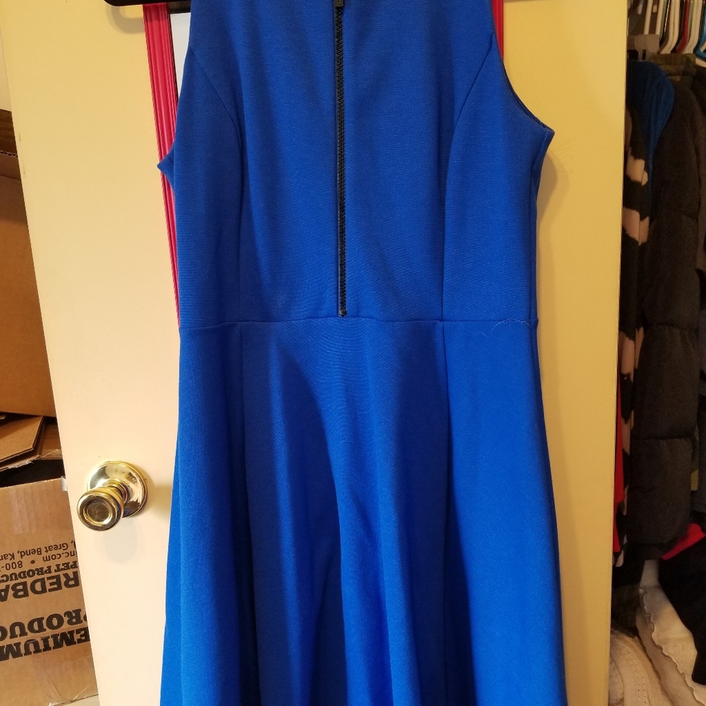 Women's dress